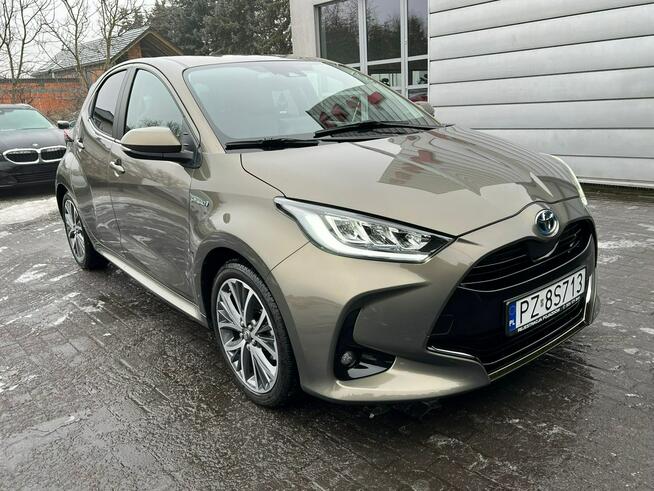 Toyota Yaris 1.5 Hybryda Bogata Jak nowa Grzane fotele Kamera Baranowo - zdjęcie 5