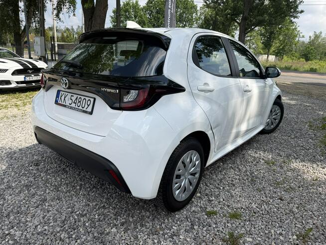 Toyota Yaris 1.5HSD 125KM Bezwypadkowy Oryginalny lakier Serwisowany Otwock Mały - zdjęcie 4