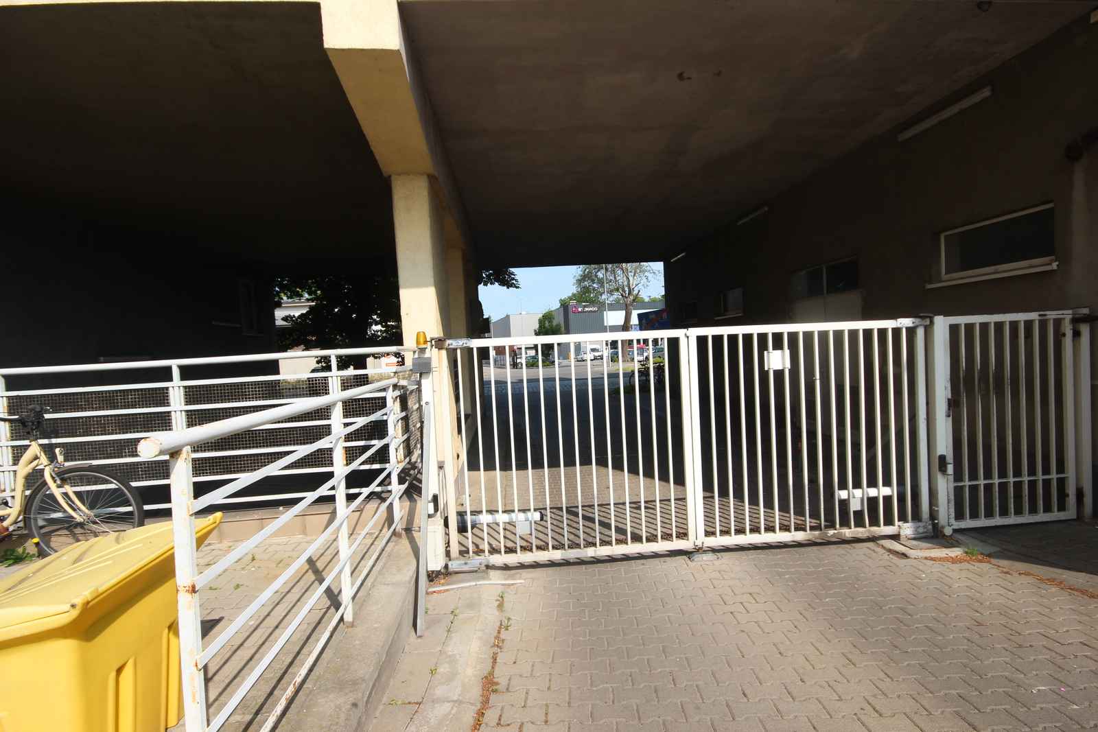 2 Miejsca Postojowe (22m2) okolice Placu Kromera (Wrocław) Psie Pole - zdjęcie 8