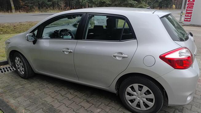 TOYOTA AURIS 1,4 2013/14 SALON 72000 KM Leżajsk - zdjęcie 5