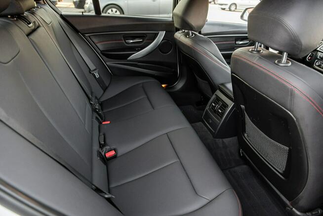 BMW 320 2.0d 143KM ! Manual ! Bi-Xenon LED Navi ! NOWY ROZRZĄD ! Zwoleń - zdjęcie 8