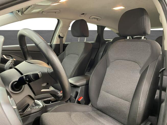 Hyundai i30 1.5 T-GDI 48V Smart DCT Kombi Warszawa - zdjęcie 10
