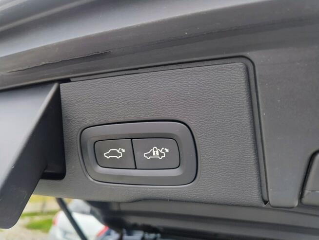 Volvo XC 60 Inscription*4x4*255KM*alu20``*Panorama Harklowa - zdjęcie 10