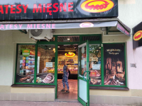 bezpośrednio 64m2 na działalność