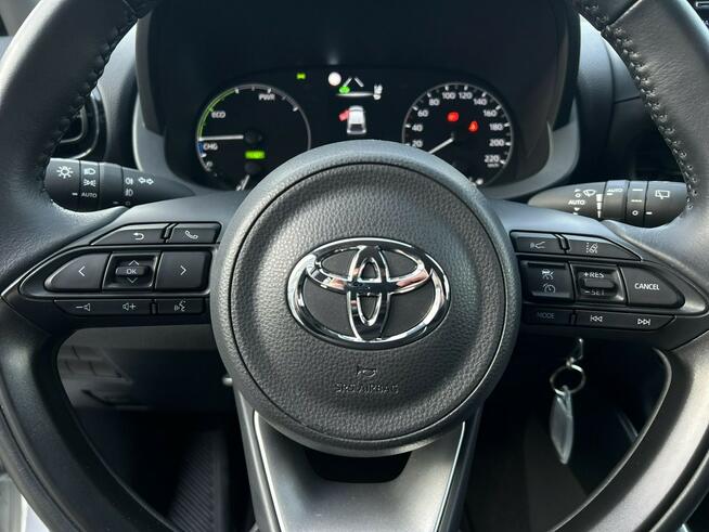 Toyota Yaris 1.5 HSD 116KM COMFORT, salon Polska, gwarancja, FV23% Warszawa - zdjęcie 11