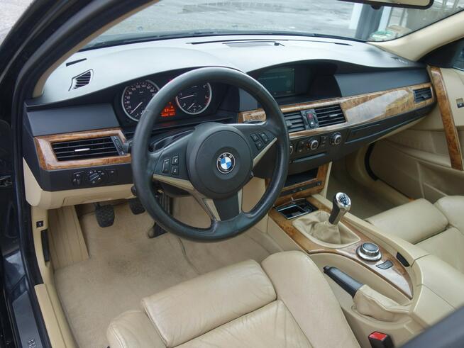 BMW E61 2006 2.5 diesel 177km  skóry sporty panorama ksenon Słupsk - zdjęcie 8