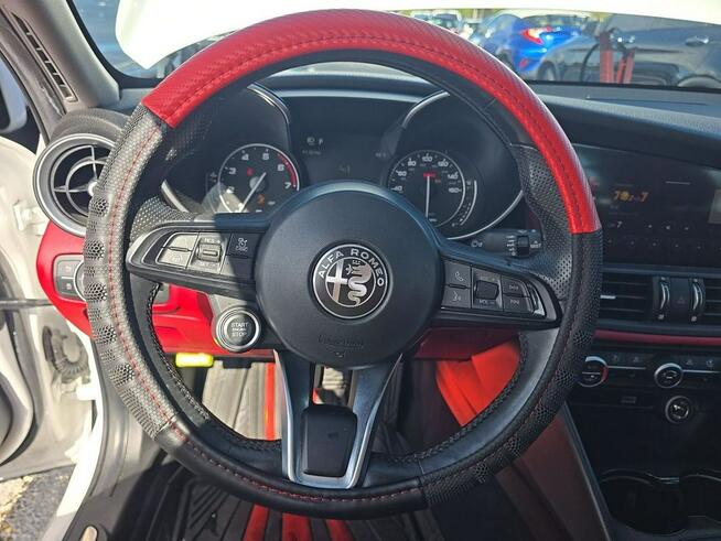 Alfa Romeo Giulia Wersja Ti / niski przebieg Białystok - zdjęcie 8