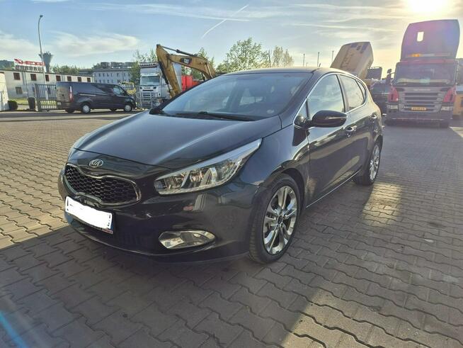 Kia Ceed 1.6 CRDi 128 Platinum Edition Łaziska Górne - zdjęcie 1