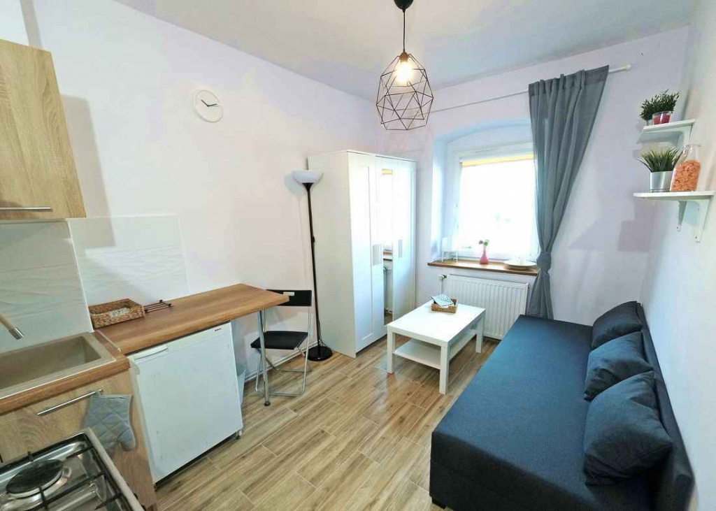 1pok, 16met, ul. Sienkiewicza PIWNICA (Wrocław) Śródmieście - zdjęcie 1