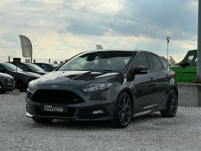 Ford Focus Sync 2 / Tempomat / Key Less / Kamera cofania / FV marża Michałowice - zdjęcie 8