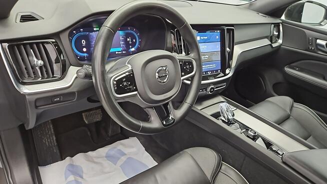 Volvo V60 B4 D Plus Dark aut ! Z Polskiego Salonu ! Faktura VAT ! Warszawa - zdjęcie 9