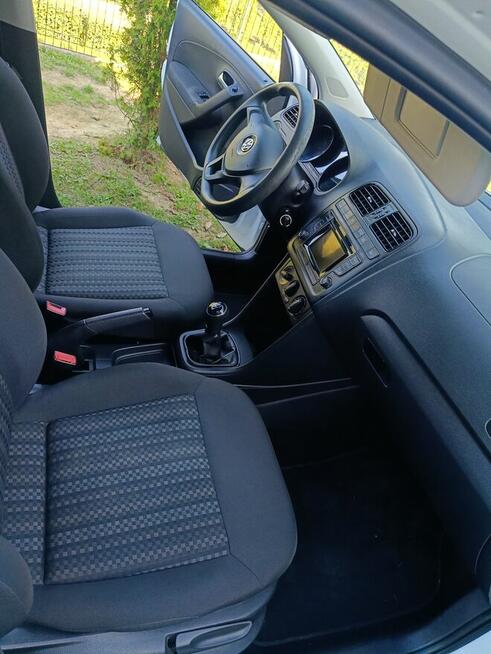 Volkswagen Polo 2014 r benzyna 1.0 system multimedialny Moderówka - zdjęcie 8