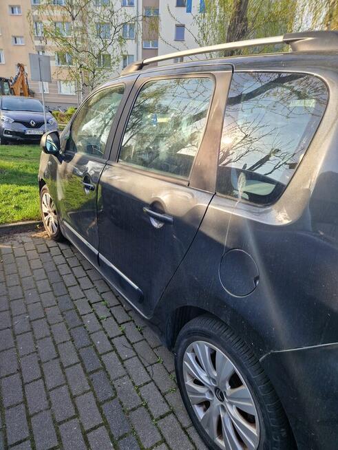 Syndyk sprzeda samochód osobowy Citroen C3 Picasso Września - zdjęcie 5