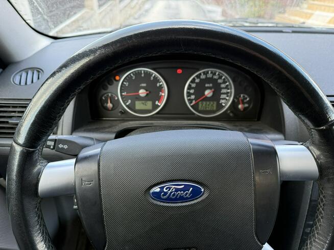 Ford Mondeo 1.8 benzyna 125 PS zarejestrowany Bolesławiec - zdjęcie 6