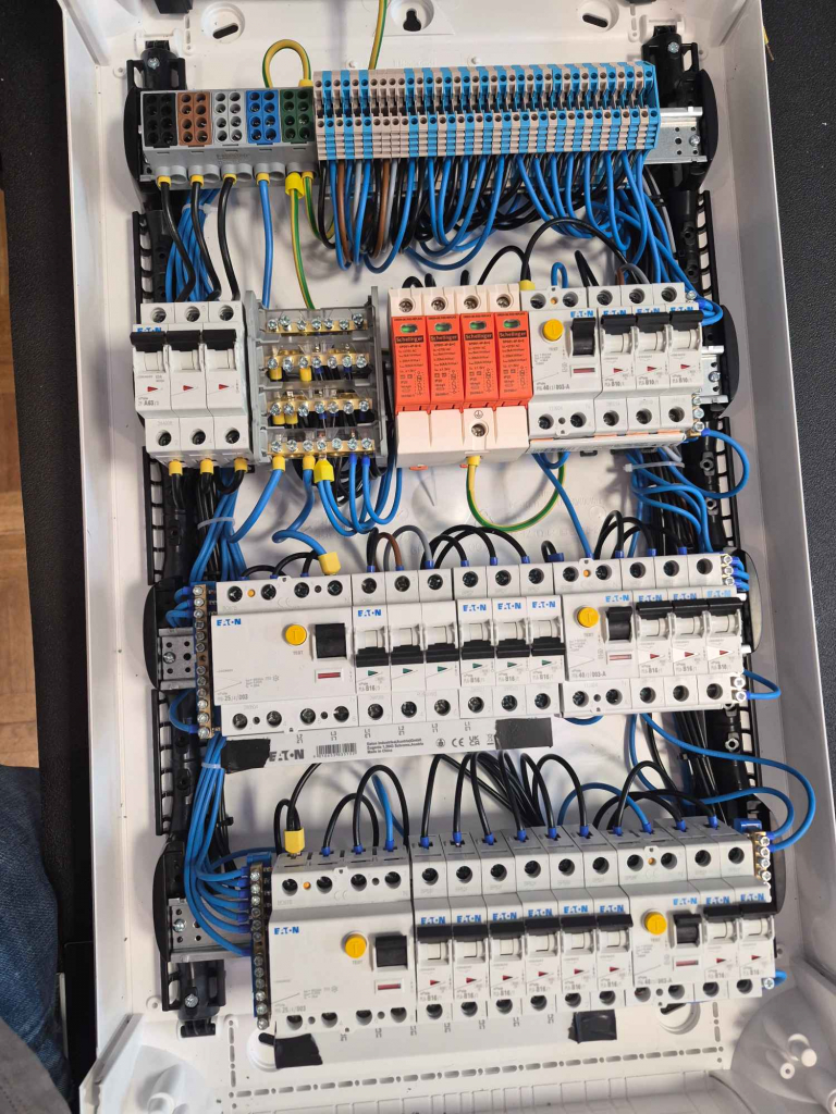 Elektryk , Uslugi Elektryczne Białołęka - zdjęcie 2