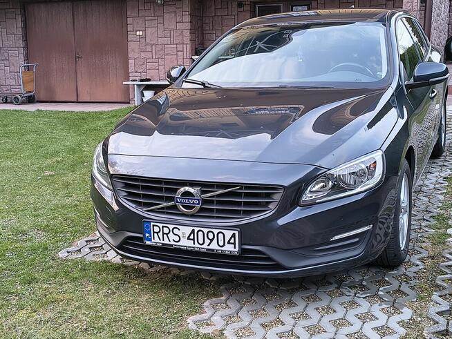 VOLVO V60 D3 Drive-E 2.0 150 KM, 2017 r, 195100 km. Rzeszów - zdjęcie 2