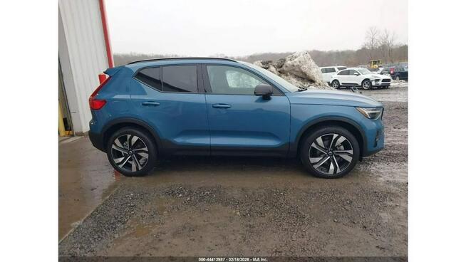 Volvo XC 40 4x4 / najbogatsza wersja ULTIMATE / niski przebieg Tarnów - zdjęcie 4