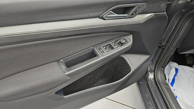 Volkswagen Golf VIII 2.0 TDI Life ! Z Polskiego Salonu ! Faktura VAT ! Warszawa - zdjęcie 10