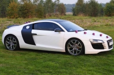sprzedam  audi r8 stan bdb  serdecznie zapraszamy Katowice - zdjęcie 5