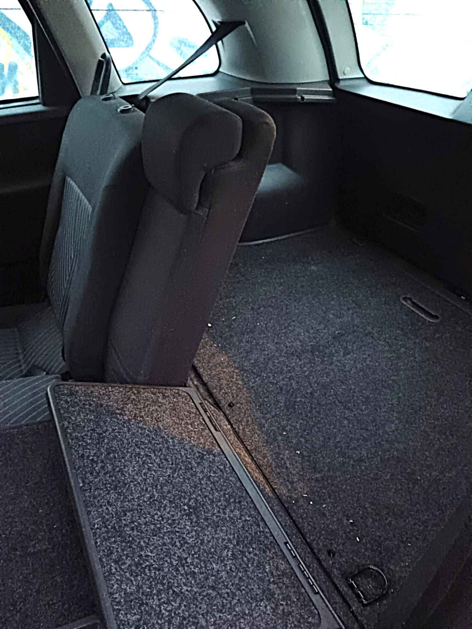 sprzedam samochód Włochy - zdjęcie 6