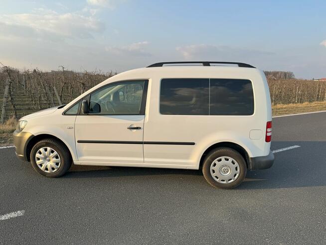 VW Caddy 1,6 TDI 75 KM 5-Osobowy faktura Grójec - zdjęcie 7