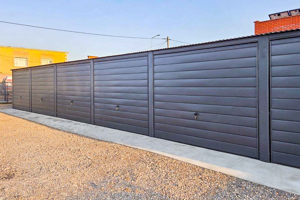 Rząd garaży 24x5m + wiata 2m 8x brama uchylna  dach spad w przód GP488 Dobre Miasto - zdjęcie 12