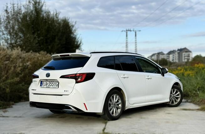 Toyota Corolla 1.8 Hybrid Comfort LPG Rzeszów - zdjęcie 12