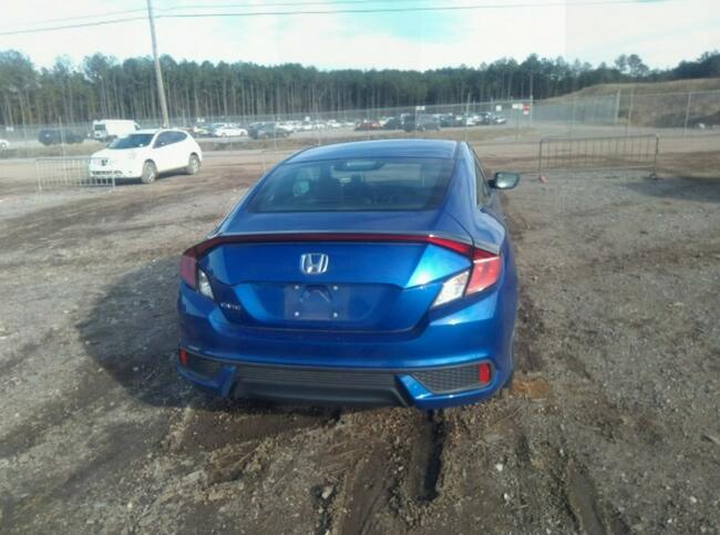 Honda Civic 2018, 2.0L, porysowany lakier Warszawa - zdjęcie 5