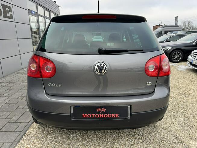 Volkswagen Golf 1,6 MPI Chełm Śląski - zdjęcie 11