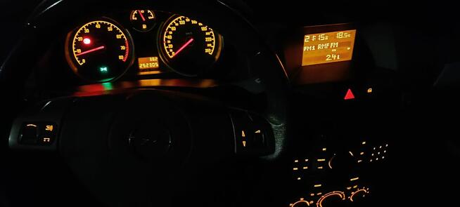 OPEL ASTRA H Kraków - zdjęcie 9