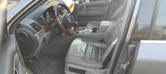 Zadbany VW TUAREG 2007 Witoszyn - zdjęcie 3