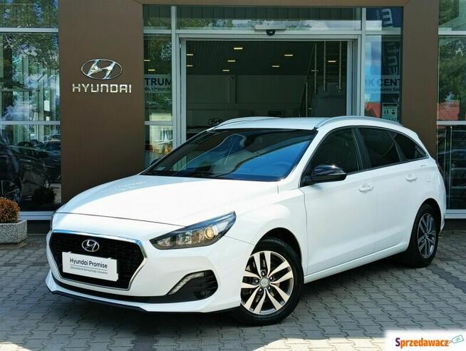 Hyundai i30 1.6 cdri 2019 comfort kombi Warszawa - zdjęcie 2