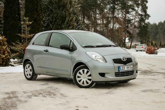 Toyota Yaris 69KM Klimatyzacja Isofixy Hak Ostrów Mazowiecka - zdjęcie 11