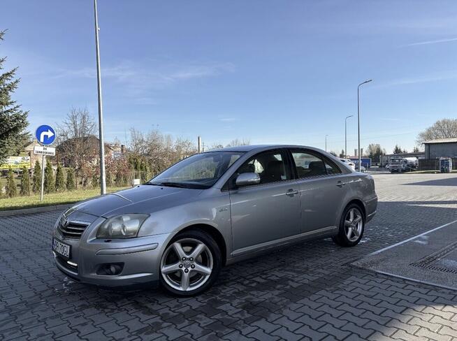 Toyota Avensis 2.2D4D 177KM 2007 Pińczów - zdjęcie 2