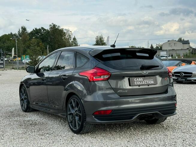 Ford Focus Sync 2 / Tempomat / Key Less / Kamera cofania / FV marża Michałowice - zdjęcie 6