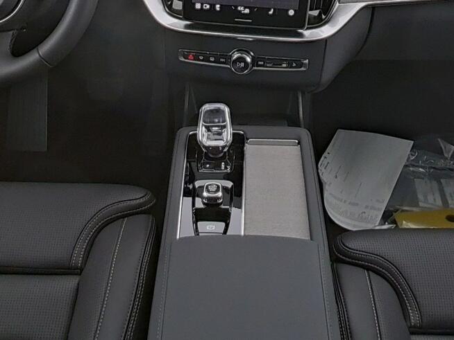 Volvo XC 90 T8 AWD Plus Dark MY 2026 Tychy - zdjęcie 6