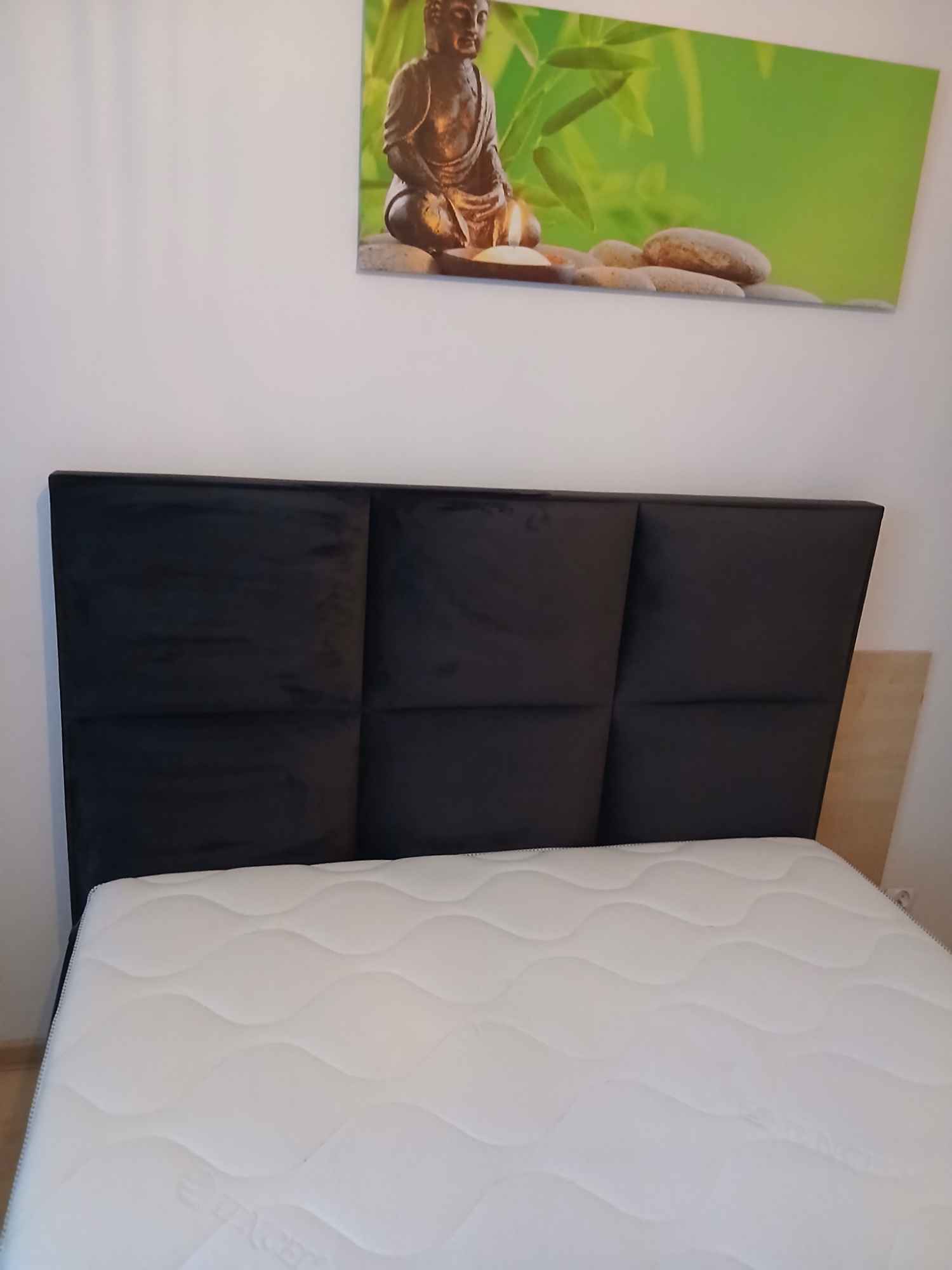 Продам кровать 140×200 Wola - zdjęcie 1