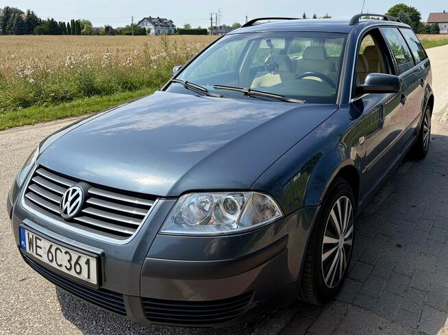 VW Passat Kombi 1.9 TDI 2003 - duży serwis / KOLOR / WNĘTRZE Legionowo - zdjęcie 3
