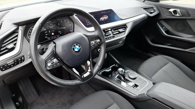 BMW 118i Advantage aut Swarzędz - zdjęcie 11