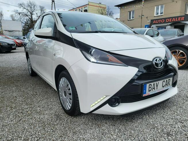 Toyota Aygo 1.0 70 KM Org Przebieg Ładny Stan Z Niemiec Zapraszamy !!! Pabianice - zdjęcie 5