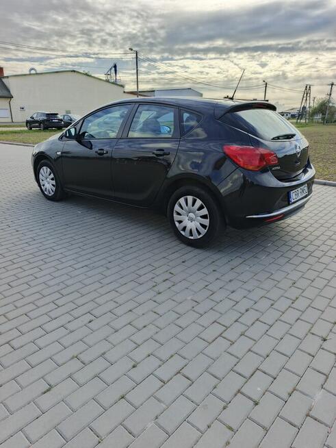 Ładny Opel Astra niski przebieg Brodnica - zdjęcie 4