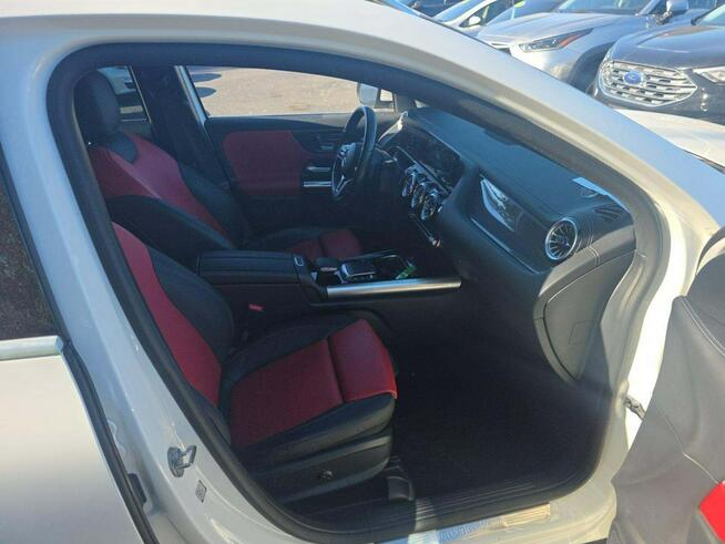 Mercedes GLA 250 4Matic / pakiet AMG / niski przebieg Wrocław - zdjęcie 6