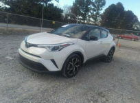 Toyota C-HR 2019, 2.0L, Limited, porysowany lakier Warszawa - zdjęcie 3