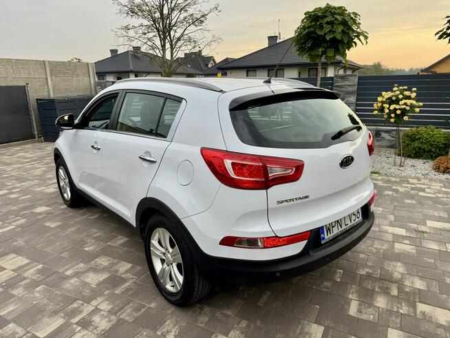 Kia Sportage 1,6 benzyna 10 lat w jednych rękach Zadbany Ładny Szerominek - zdjęcie 3
