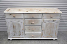 komoda z drewna sosnowego - jak nowa