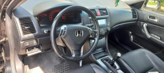 Samochod Stare Komaszyce - zdjęcie 2