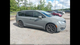 Chrysler Pacifica LIMITED / 35TH ANNIVERSARY / niski przebieg