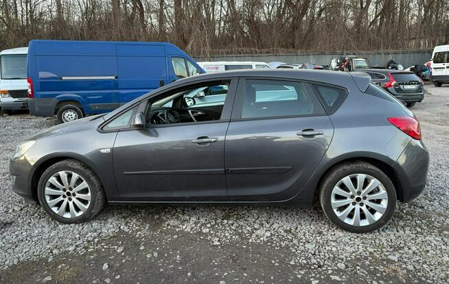Opel Astra Kraków - zdjęcie 3