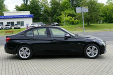 BMW 318i limuzyna facelift Sport Line 1.5 136KM Warszawa - zdjęcie 8