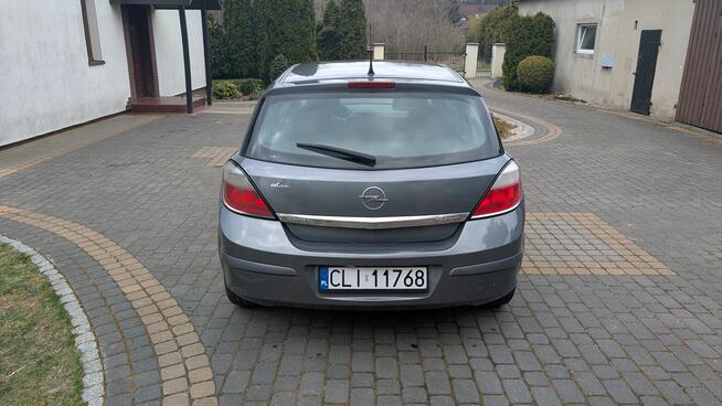 Opel Astra H 2004 Lipno - zdjęcie 11